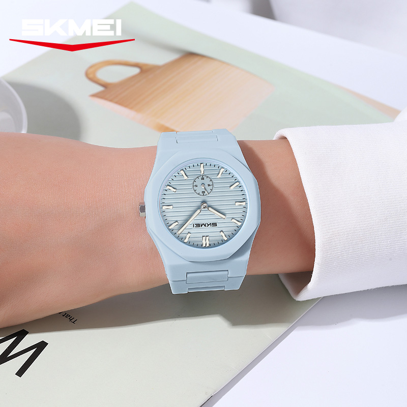 SKMEI Model 2730 Ultra-Lightweight Luxury-Inspired Quartz Watches