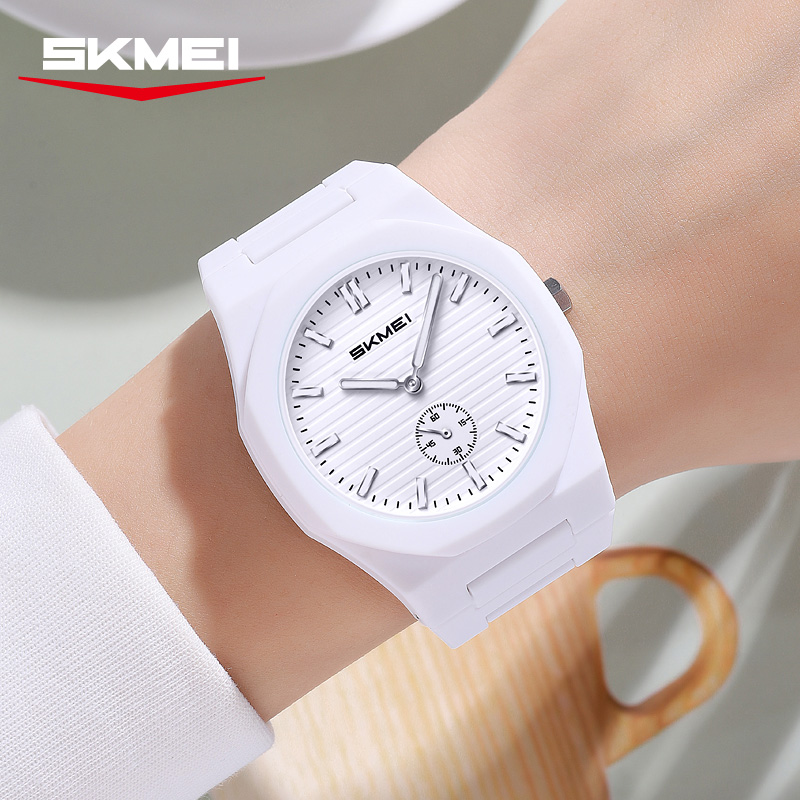 SKMEI Model 2730 Ultra-Lightweight Luxury-Inspired Quartz Watches