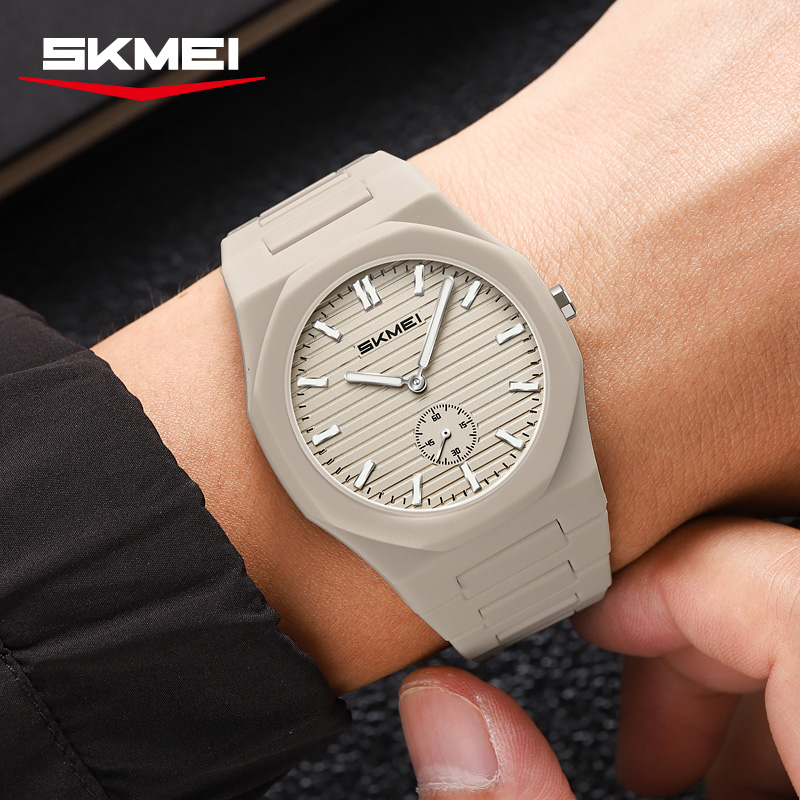 SKMEI Model 2730 Ultra-Lightweight Luxury-Inspired Quartz Watches