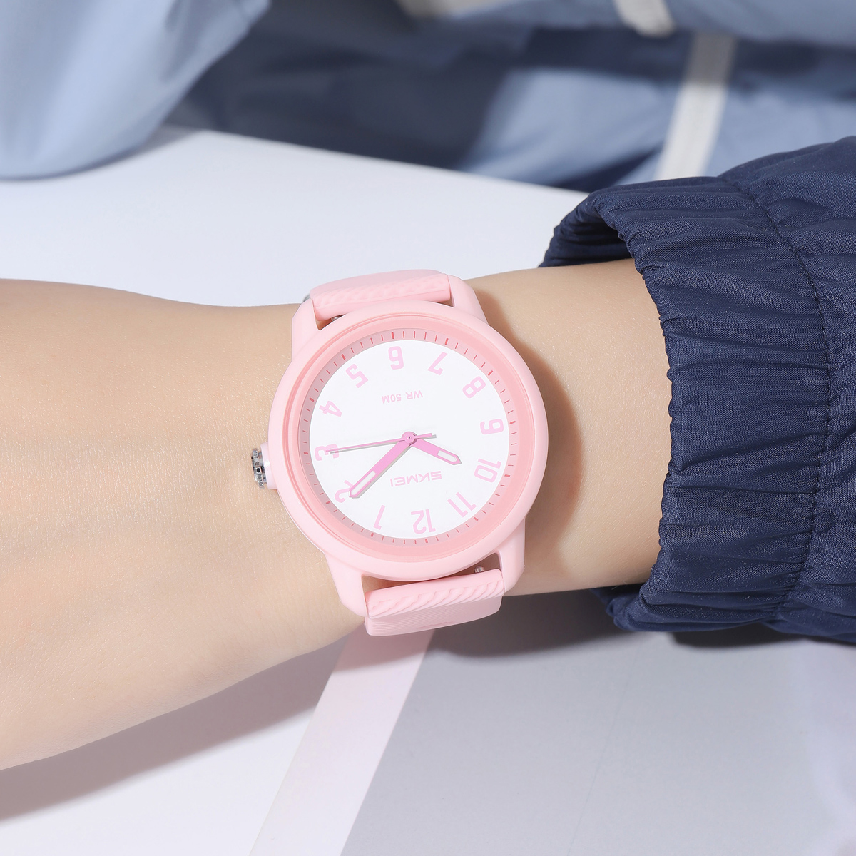 SKMEI 2733 silicone Quartz Watch
