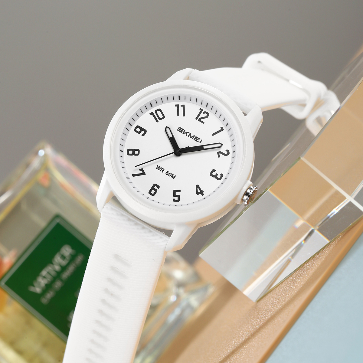 SKMEI 2733 silicone Quartz Watch