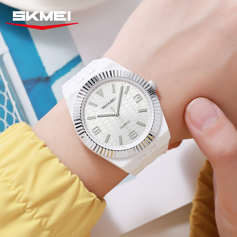 2747 SKMEI Fashion Honeycomb Textured Dial Quartz Watch for Women