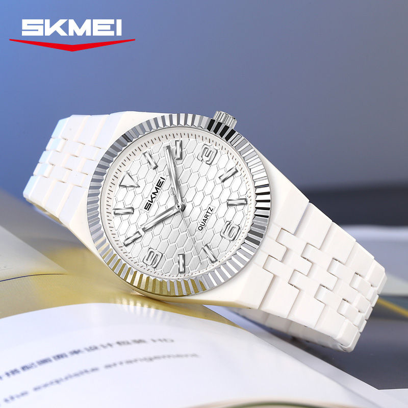 2747 SKMEI Fashion Honeycomb Textured Dial Quartz Watch for Women