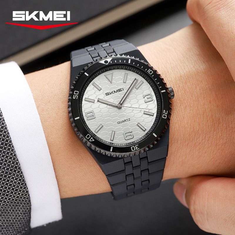 2748 SKMEI Fashion Analog Quartz Watch for Men