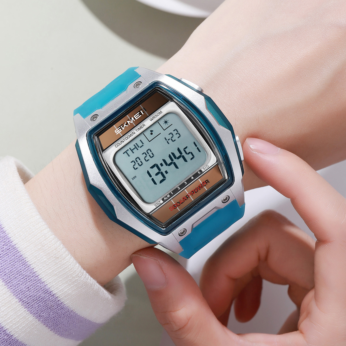 SKMEI 2750 fashion barrel-shaped digital watch 
