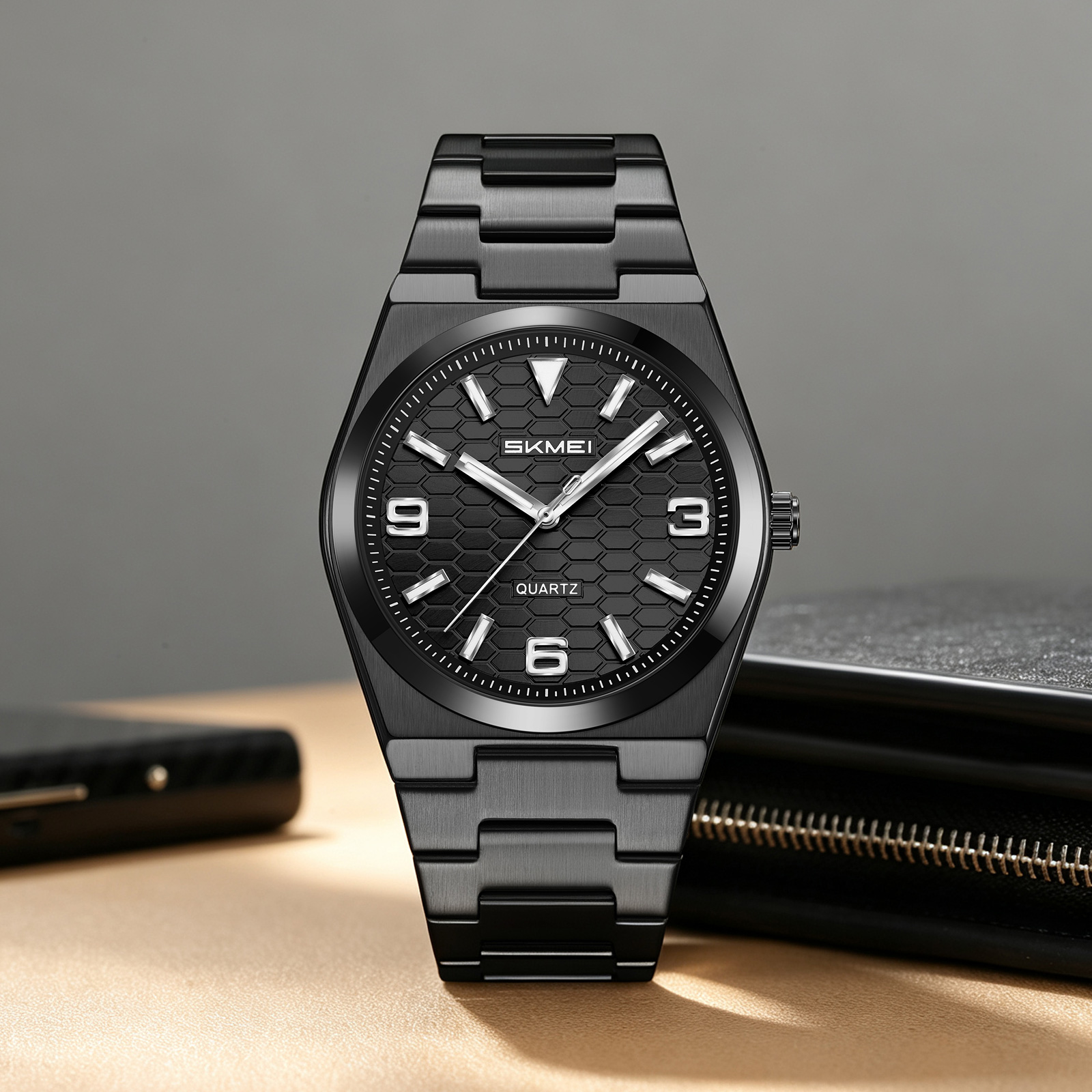 2761 SKMEI Men Honeycomb Dial Stainless Steel Wrist Watch