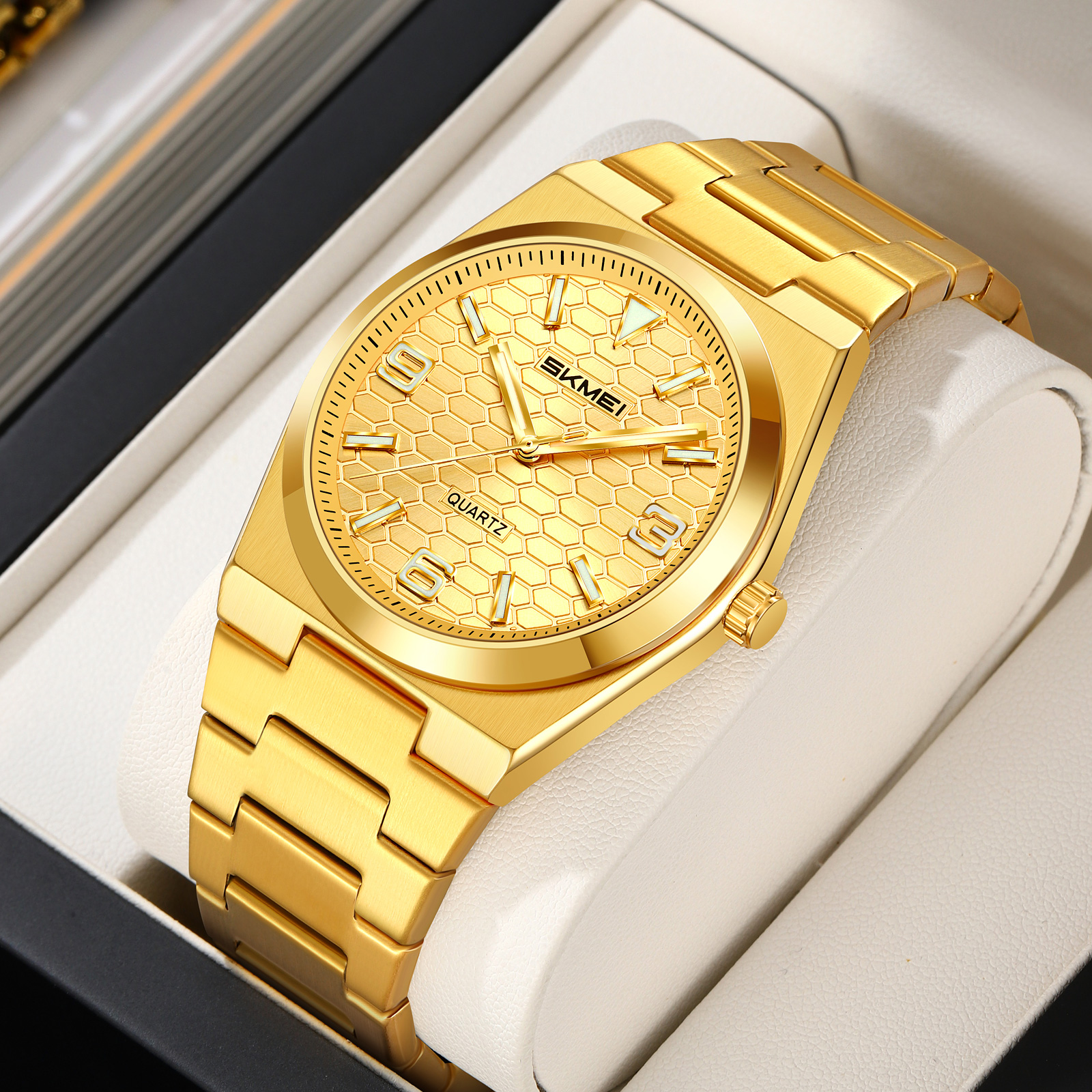 2761 SKMEI Men Honeycomb Dial Stainless Steel Wrist Watch