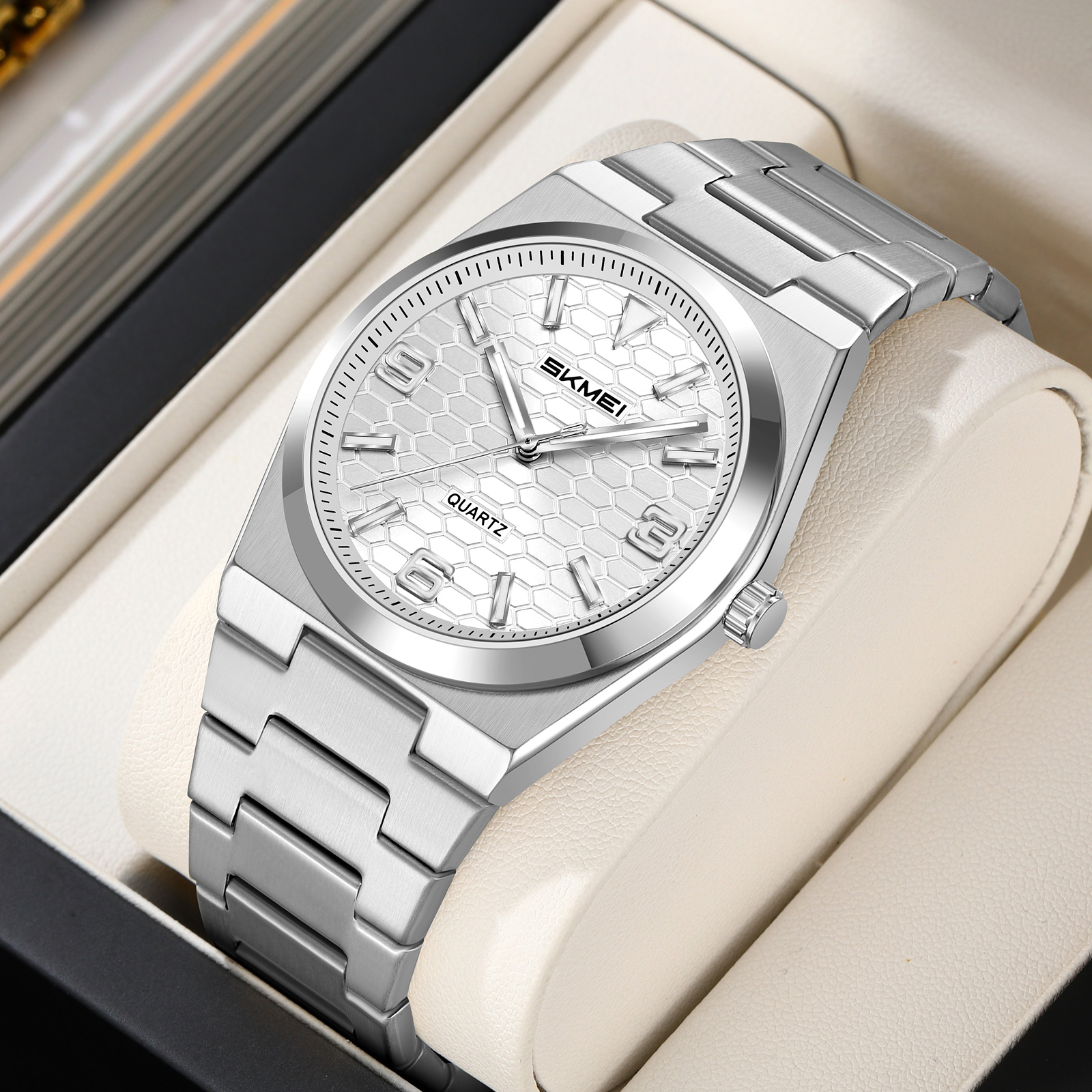 2761 SKMEI Men Honeycomb Dial Stainless Steel Wrist Watch