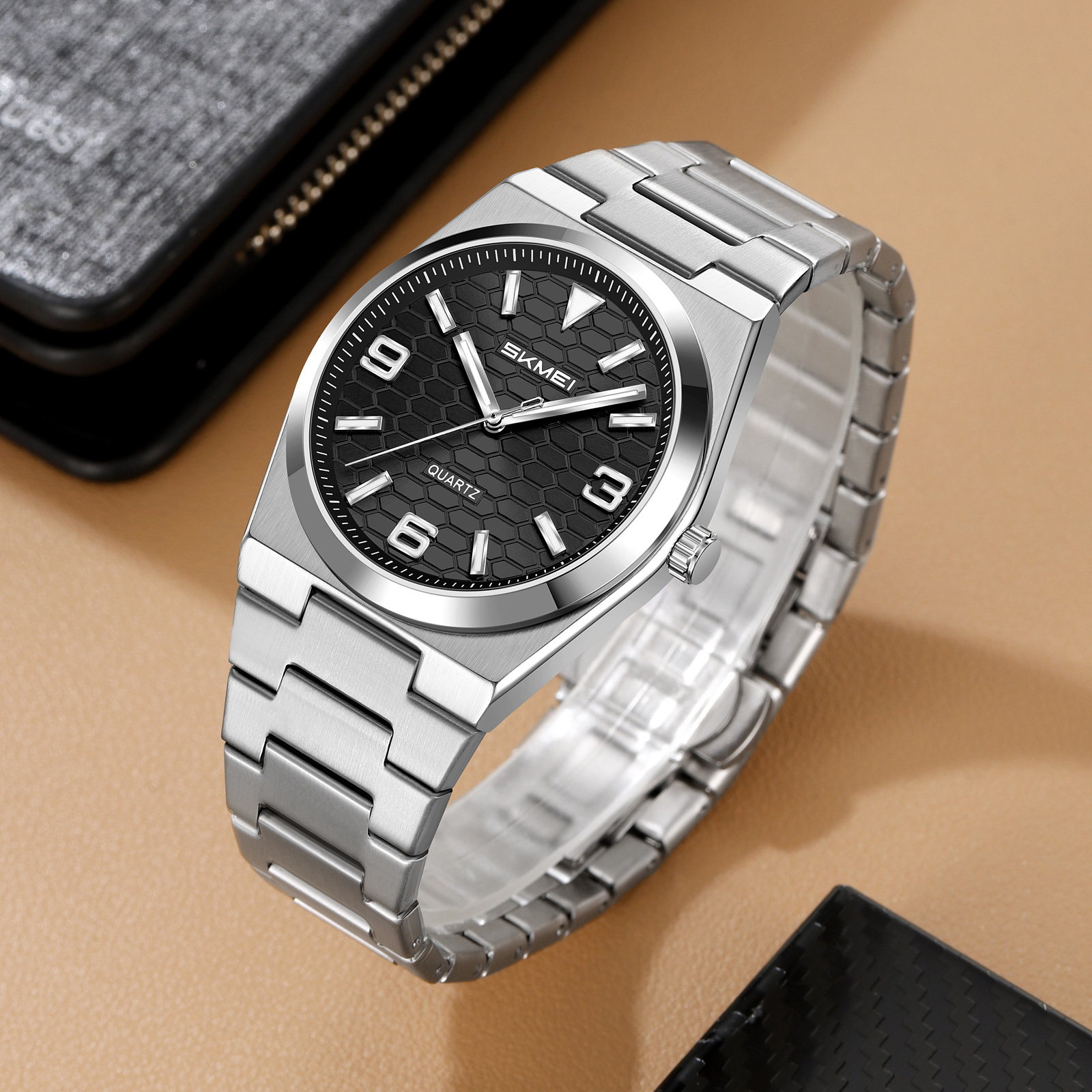 2761 SKMEI Men Honeycomb Dial Stainless Steel Wrist Watch