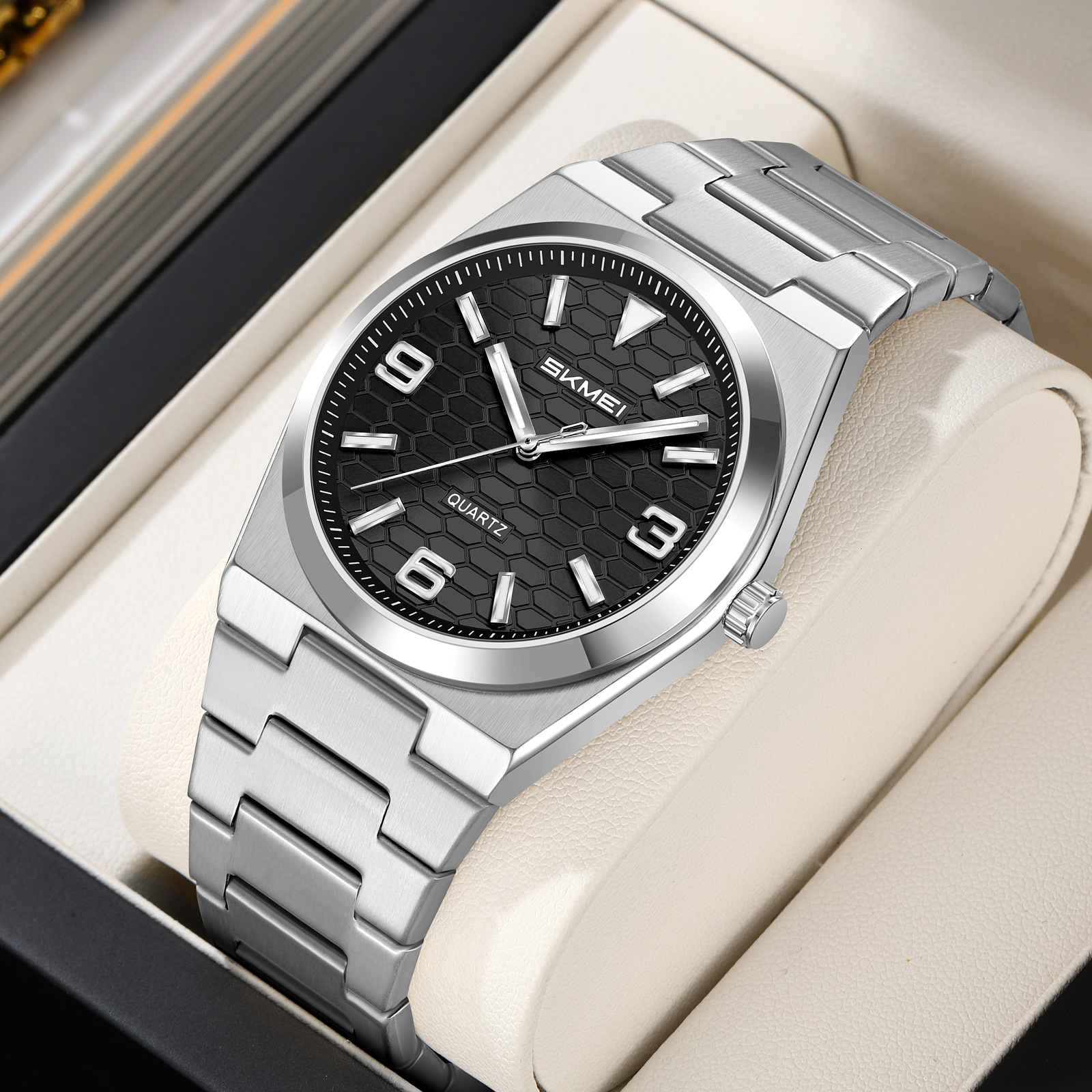2761 SKMEI Men Honeycomb Dial Stainless Steel Wrist Watch