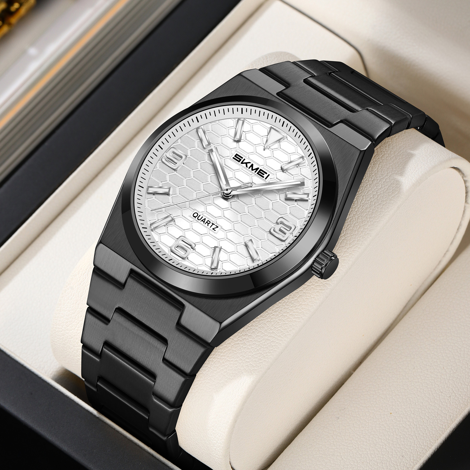 2761 SKMEI Men Honeycomb Dial Stainless Steel Wrist Watch