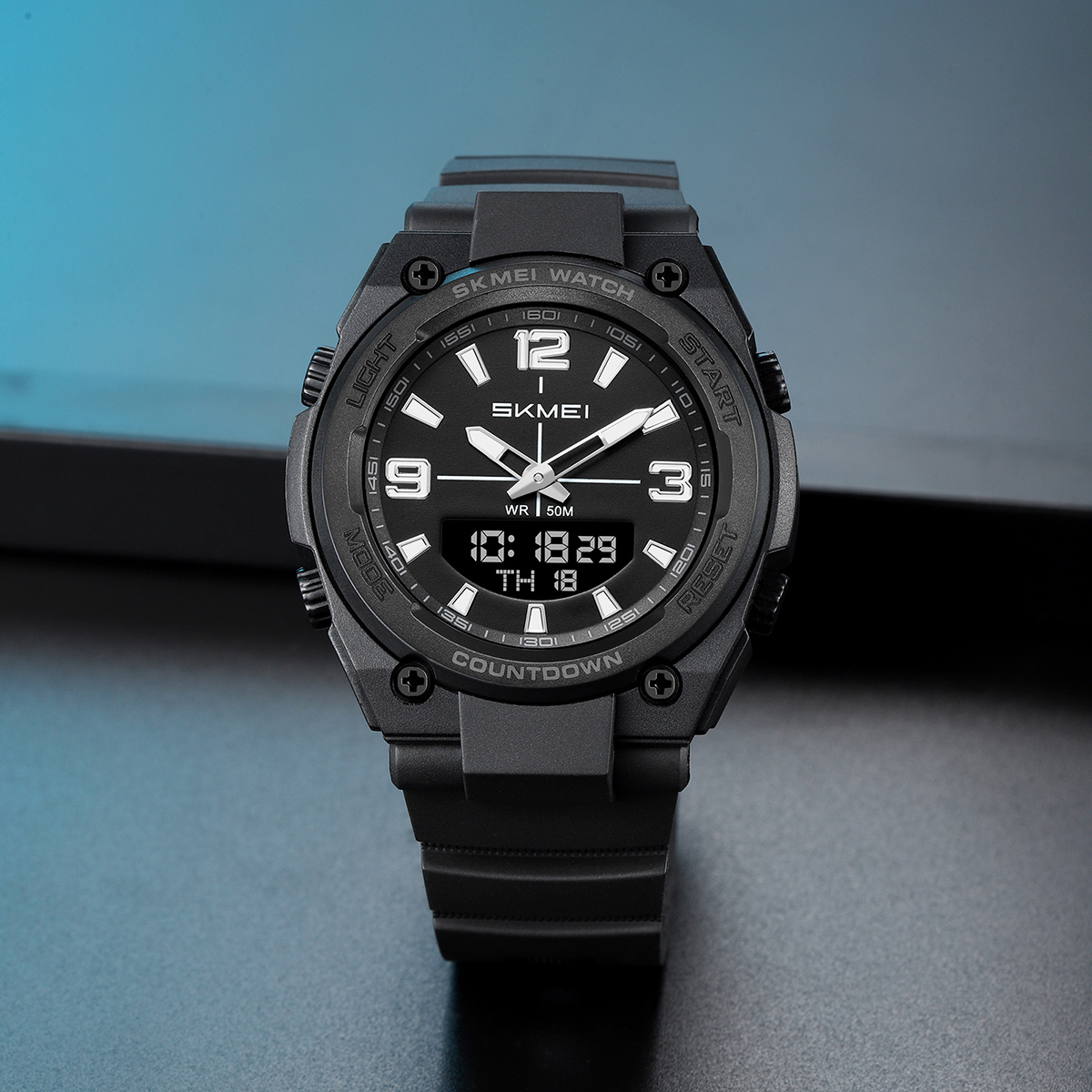 SKMEI 2796 SKMEI Men’s Outdoor Military Sports Watch