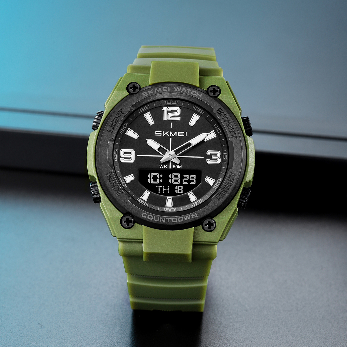 SKMEI 2796 SKMEI Men’s Outdoor Military Sports Watch