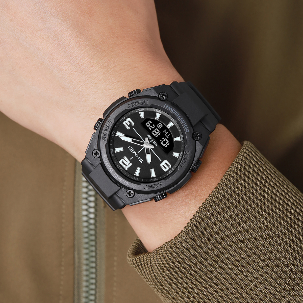 SKMEI 2796 SKMEI Men’s Outdoor Military Sports Watch