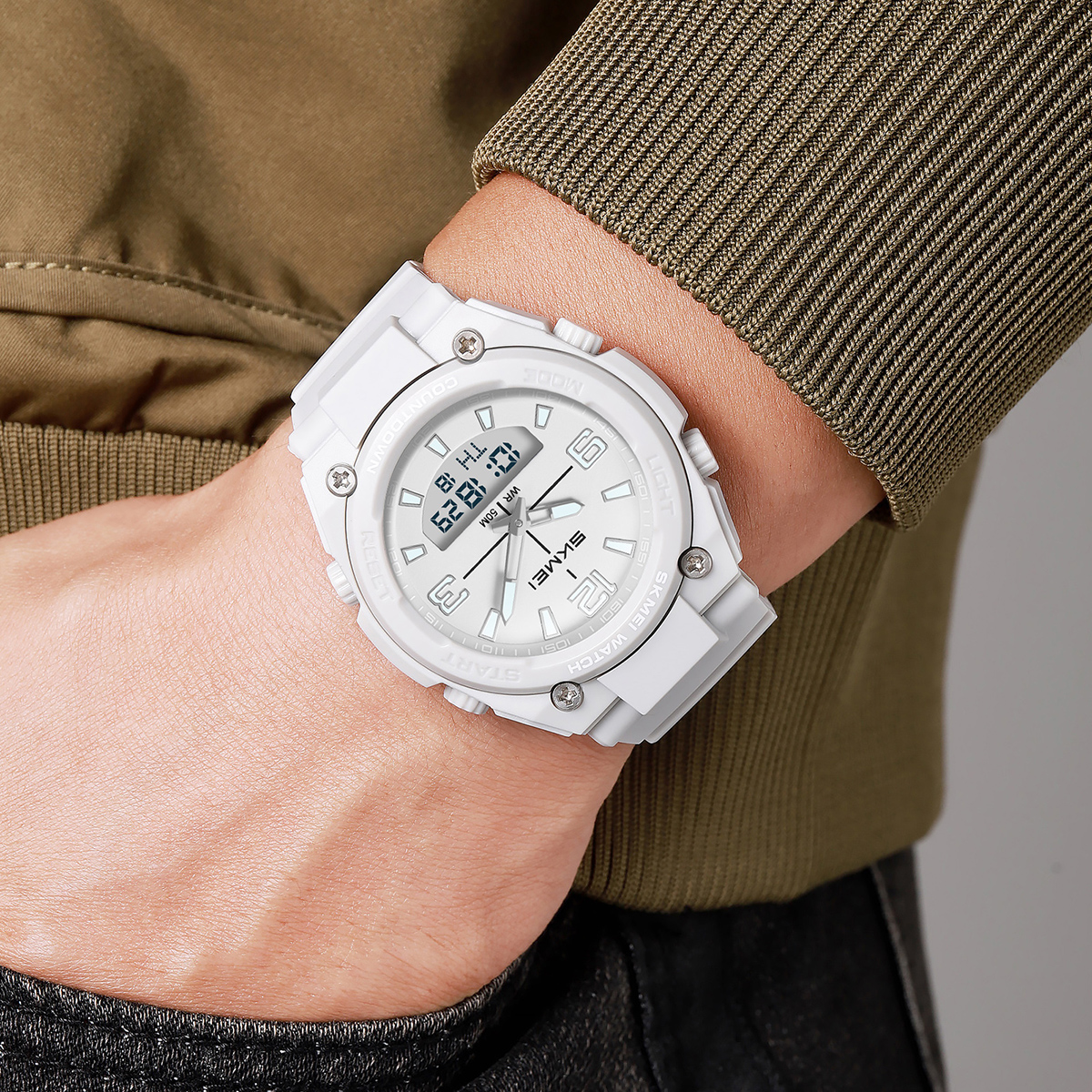 SKMEI 2796 SKMEI Men’s Outdoor Military Sports Watch