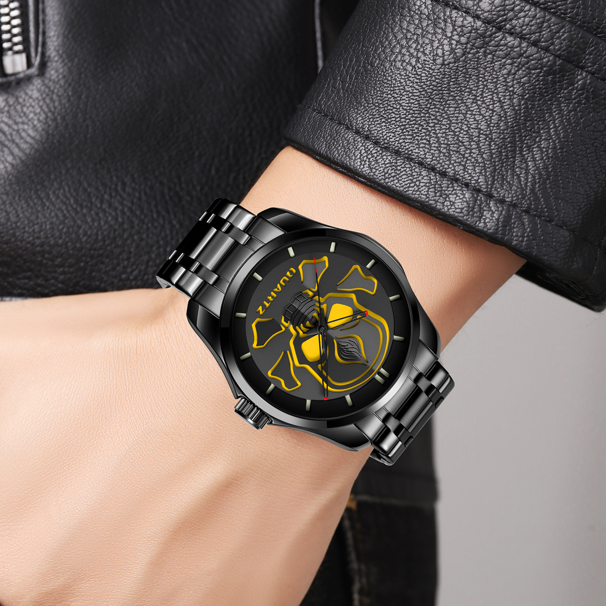 Wholesale New arrival Skmei 9358 Luxury Unique Skull Design Style Wristwatch