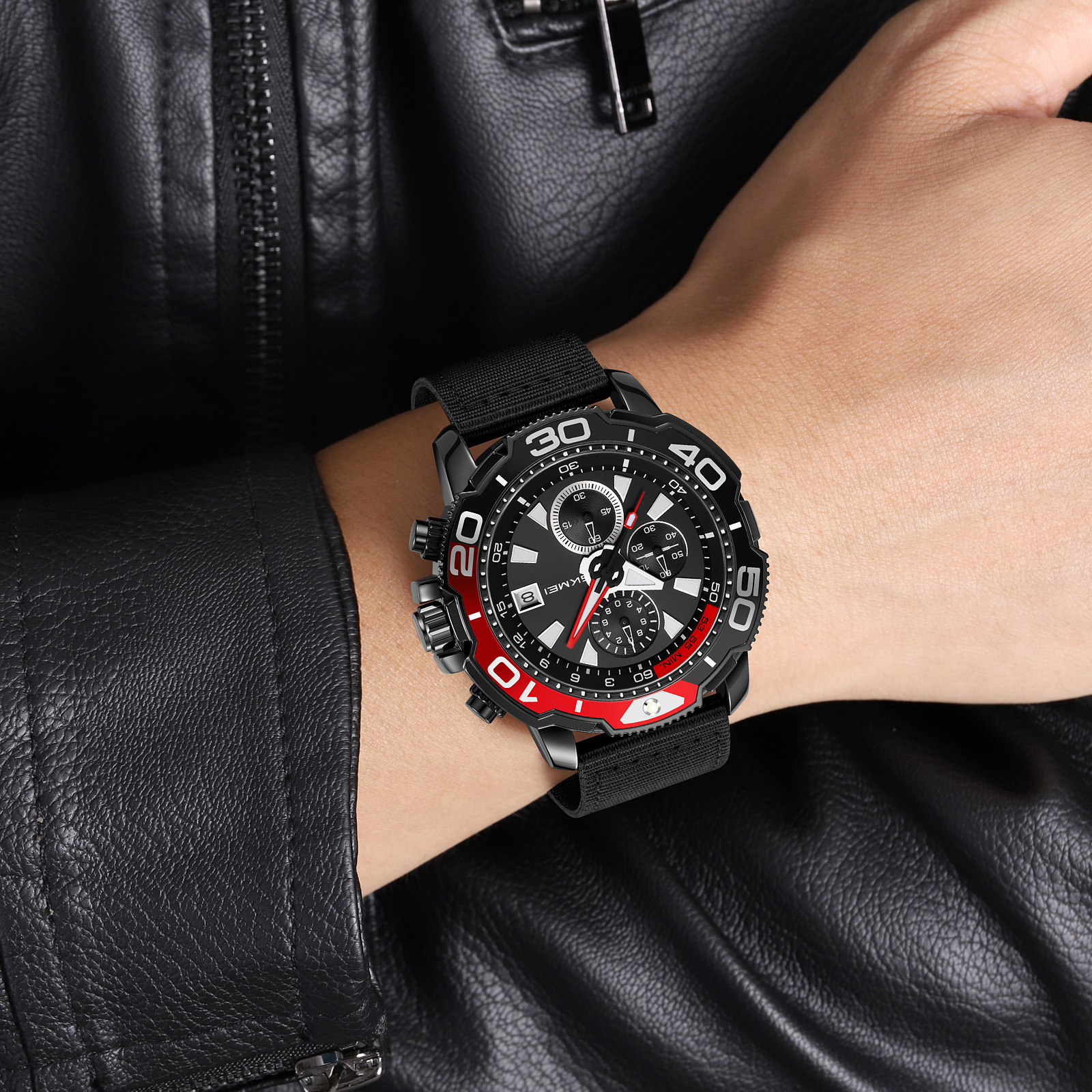 SKMEI 9381 Trendsetting Men's Quartz Watch 