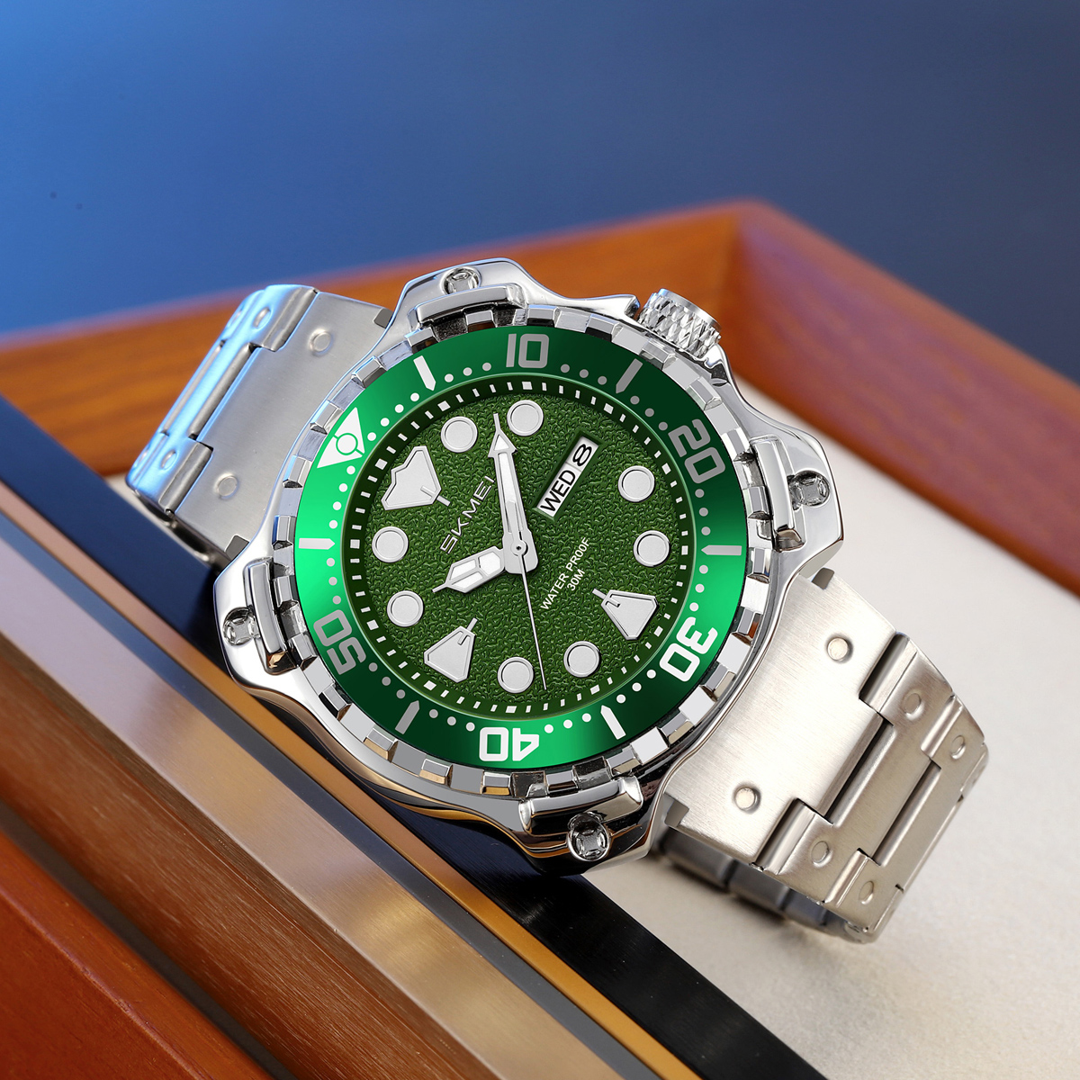 SKMEI 9385 Luxury Watches