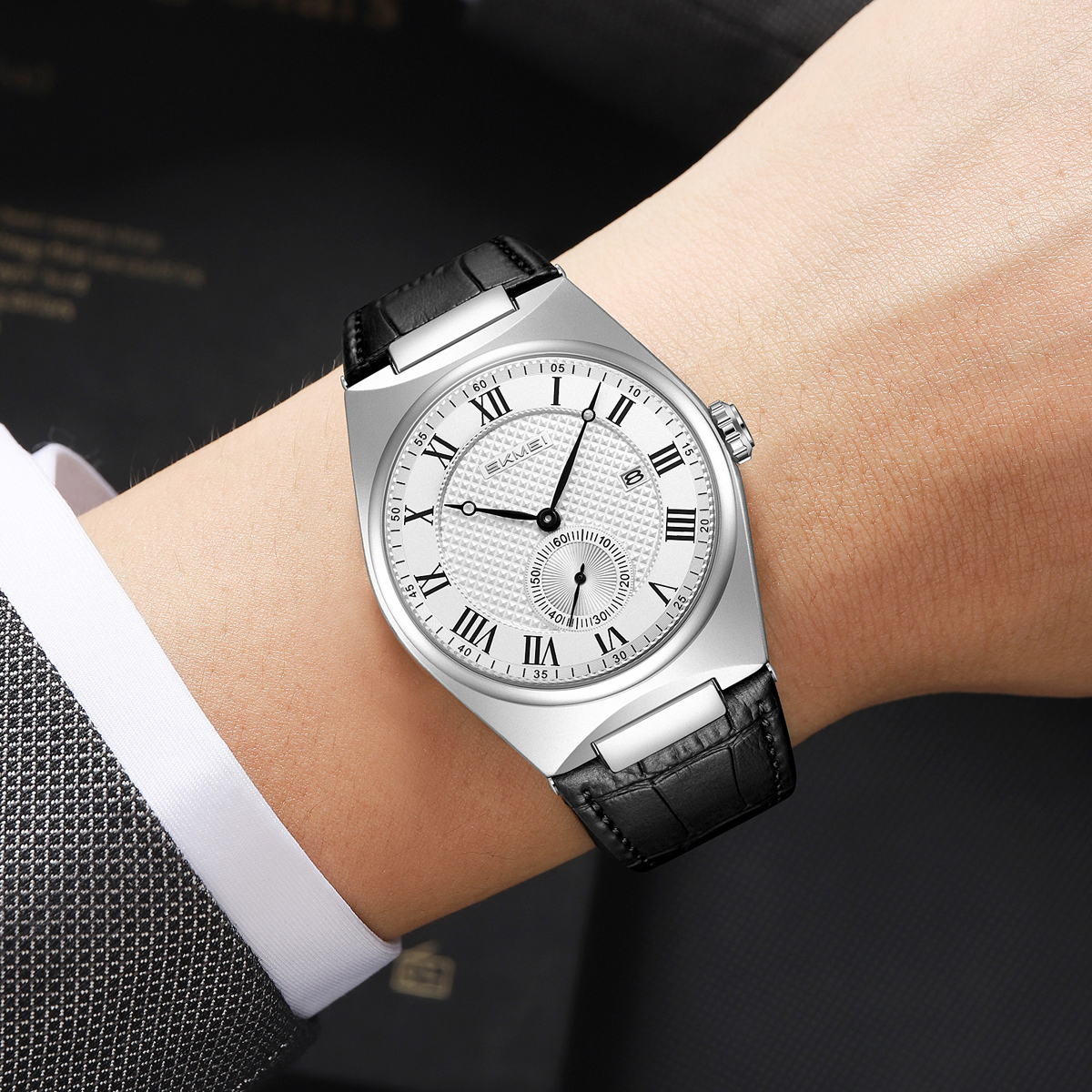 SKMEI 9390 FASHION MEN WATCHES 