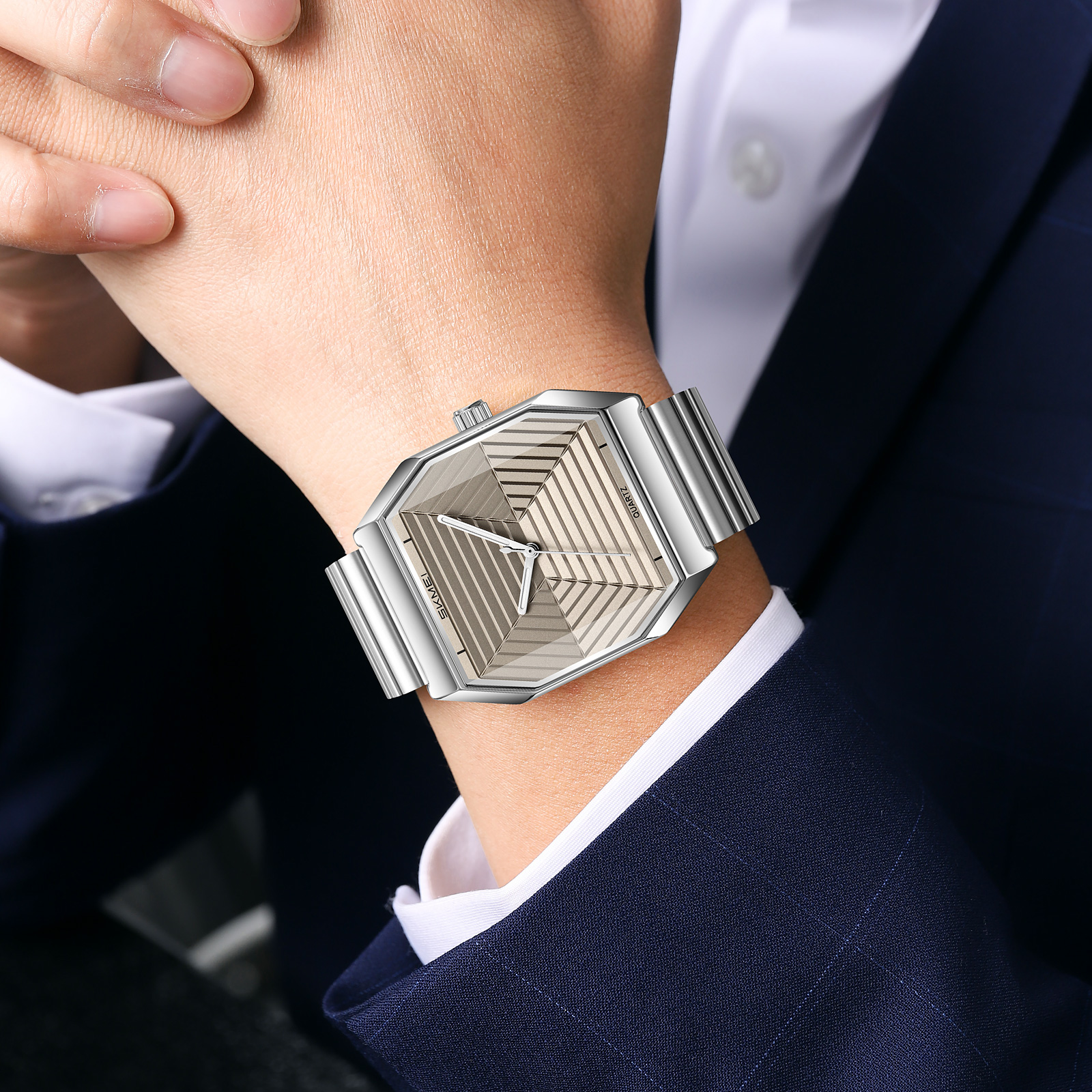 SKMEI 9393 MEN FASHION WATCH