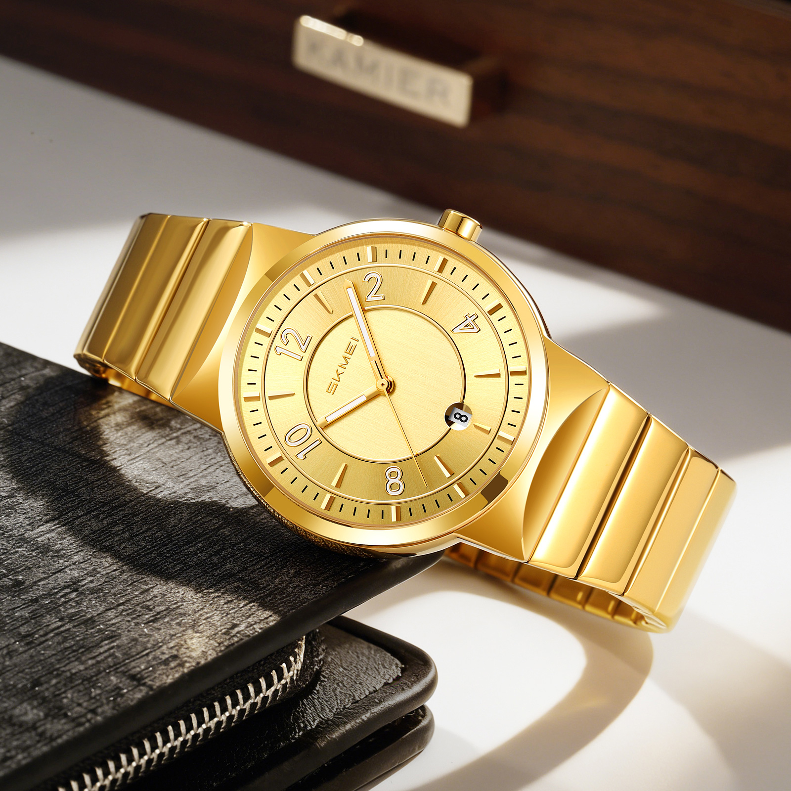 SKMEI 9401 Fashion Quartz Watch