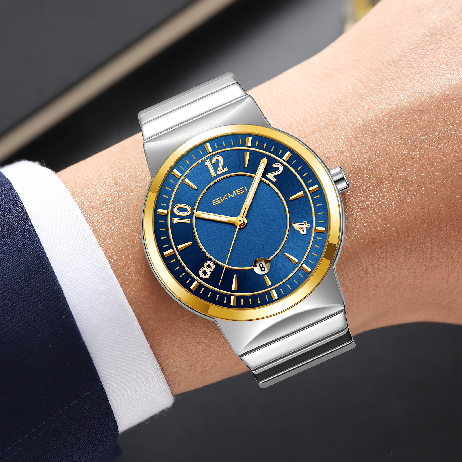 SKMEI 9401 Fashion Quartz Watch