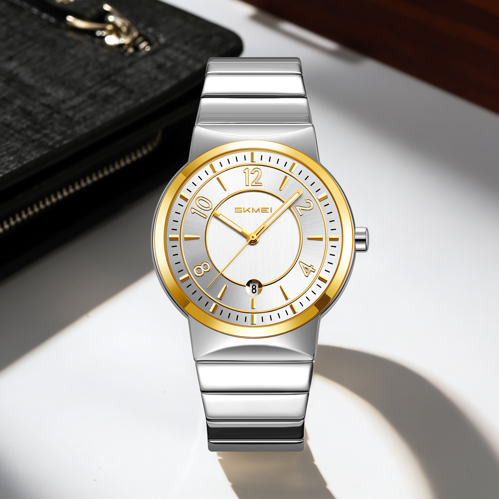SKMEI 9401 Fashion Quartz Watch