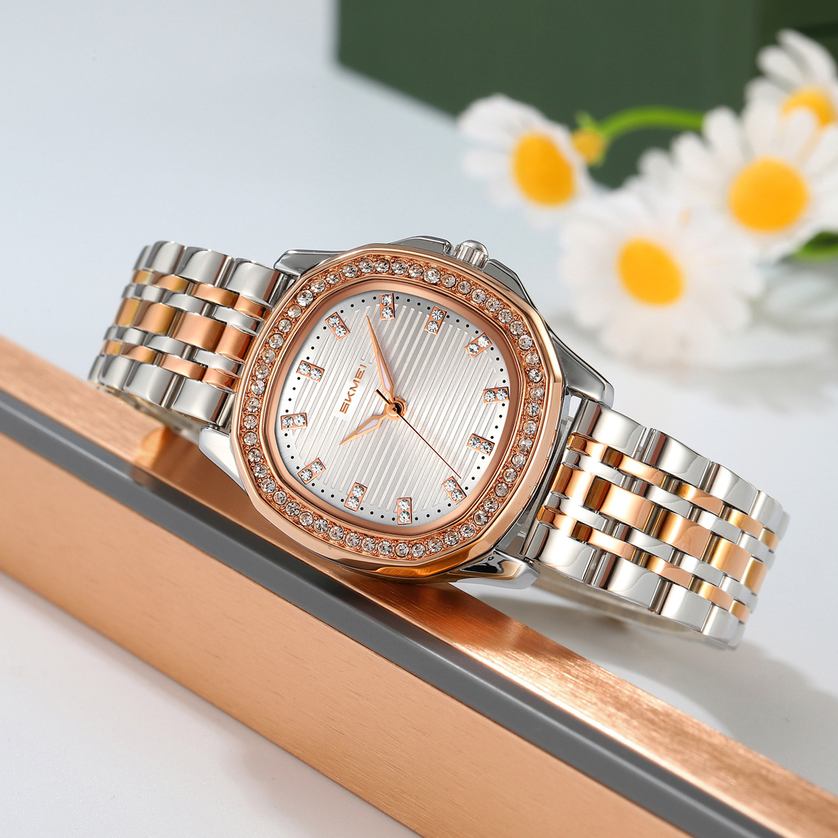 9439 SKMEI Luxury Ladies Quartz Watch