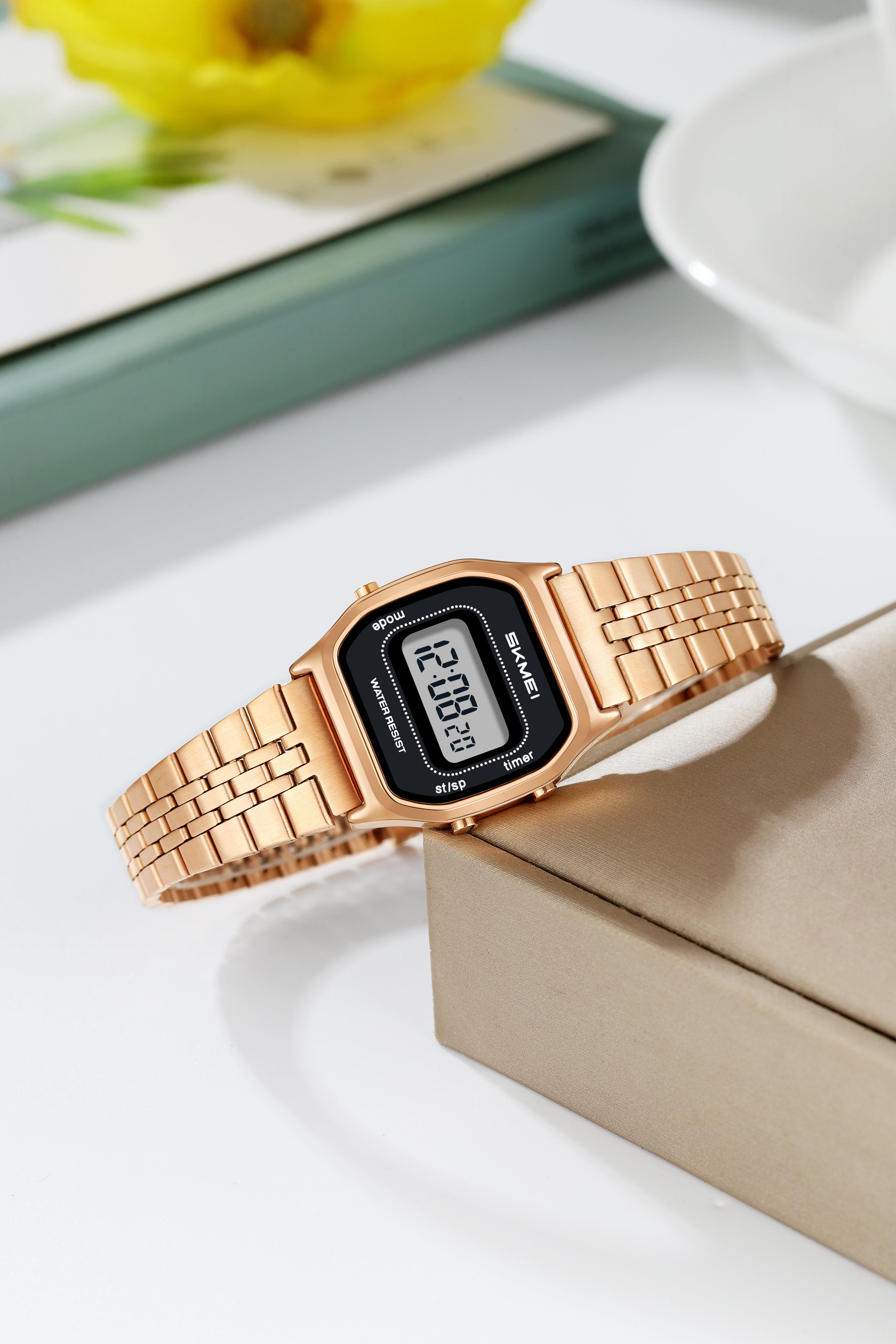 SKMEI 2651 Classic Retro Digital Watch