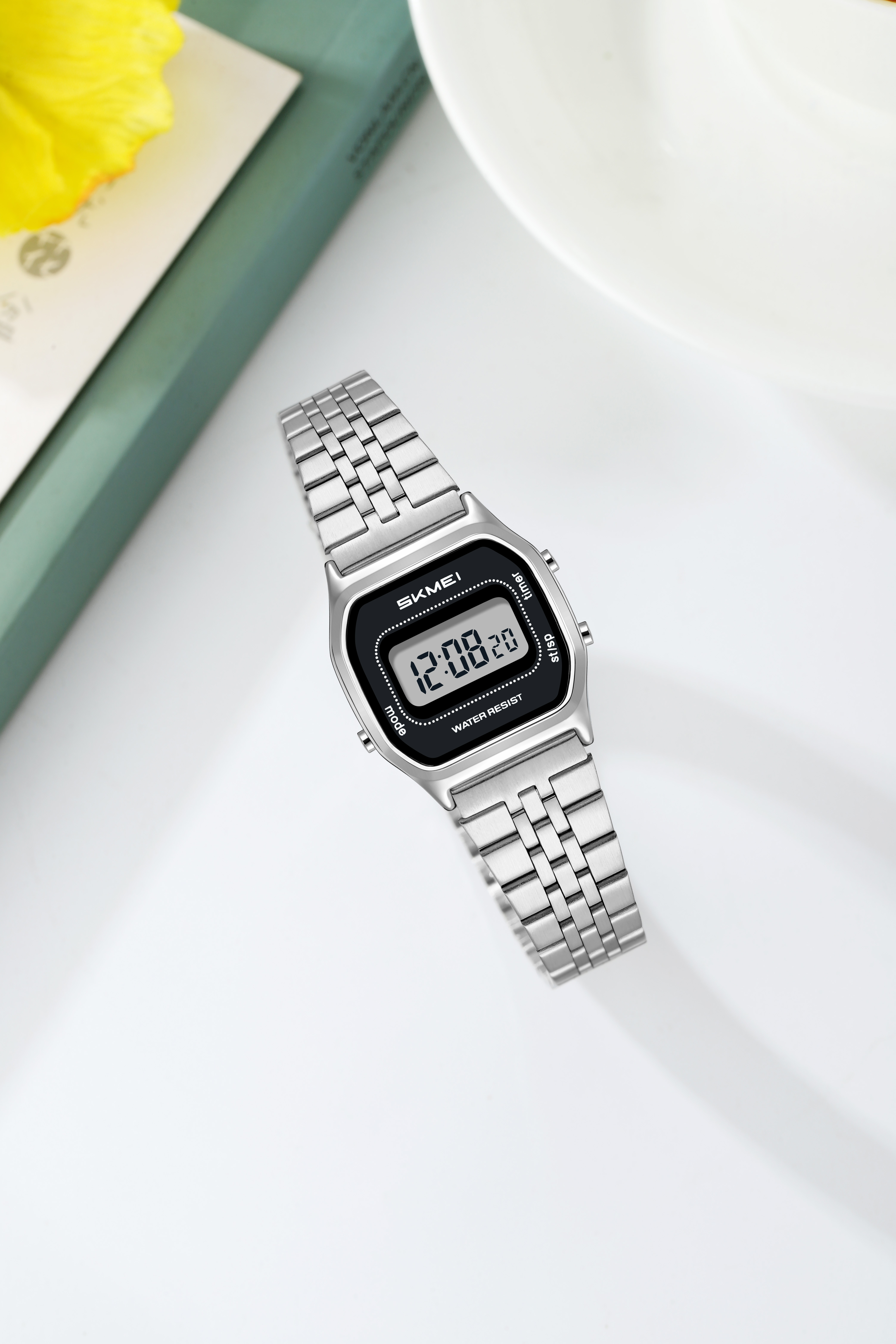 SKMEI 2651 Classic Retro Digital Watch