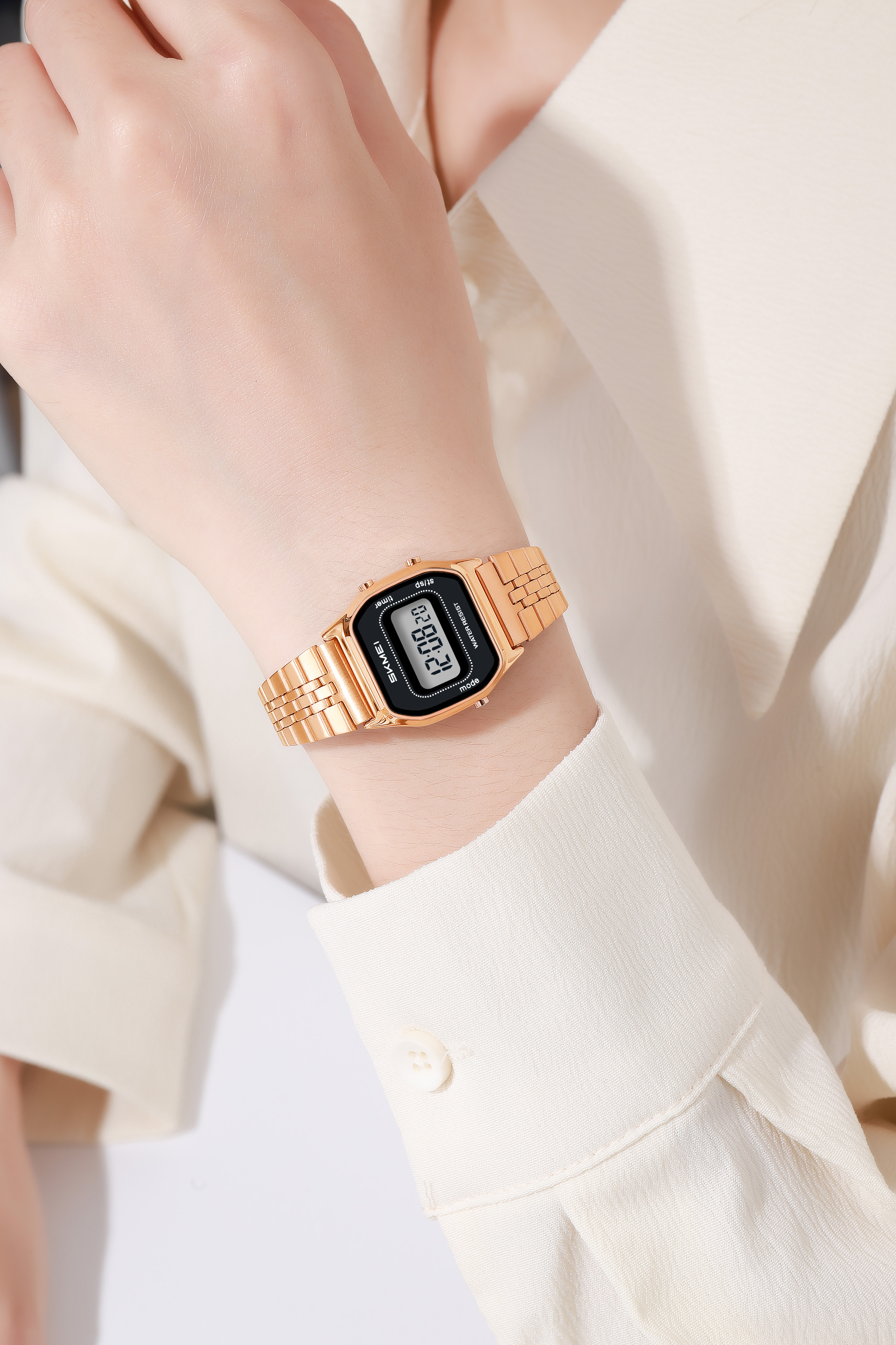 SKMEI 2651 Classic Retro Digital Watch