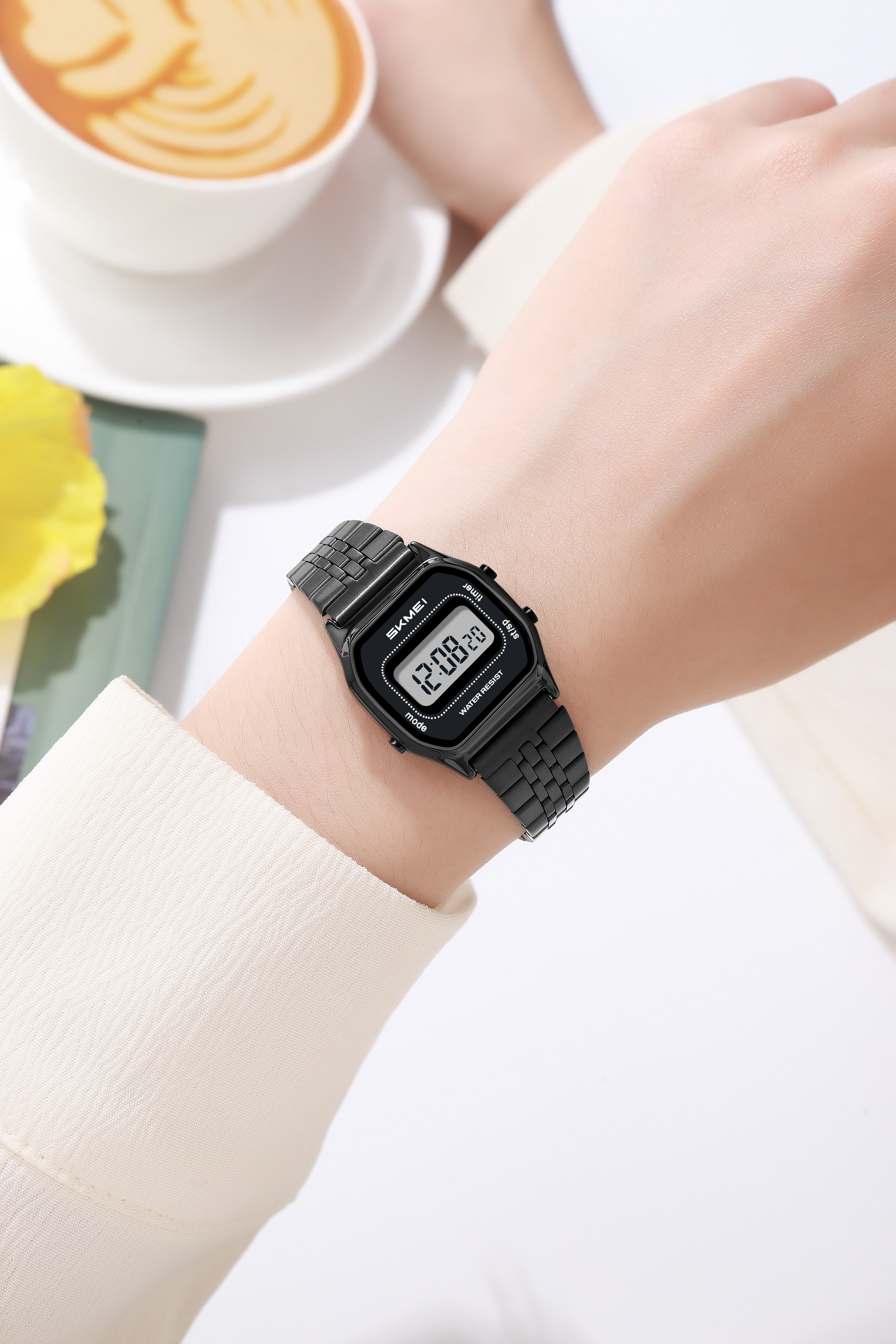SKMEI 2651 Classic Retro Digital Watch