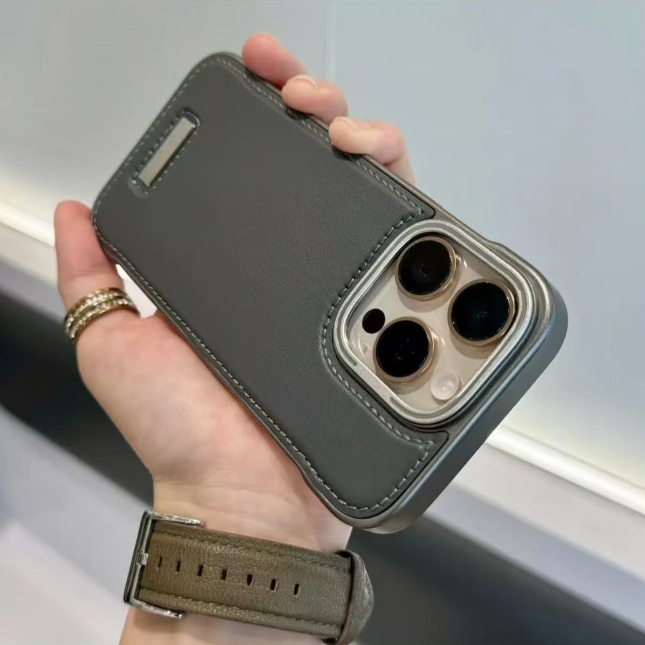 New Ultra-thin Frameless Leather Phone Case
