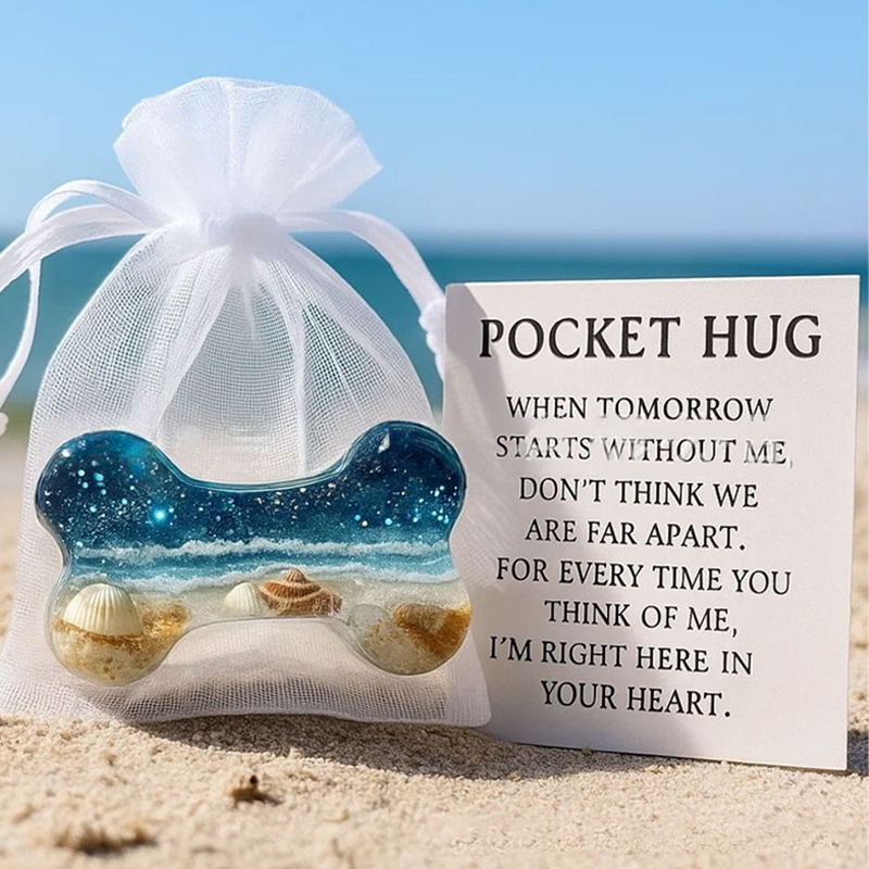 Dachshund Pocket Hug – Heartwarming Gift with Inspirational Card