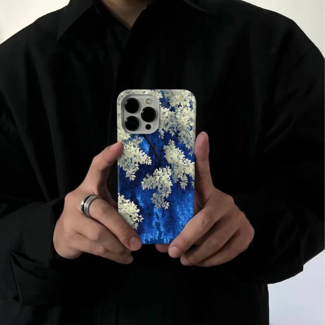 New Blue Floral iPhone Case – MagSafe Compatible, Anti-Slip & Scratch Resistant