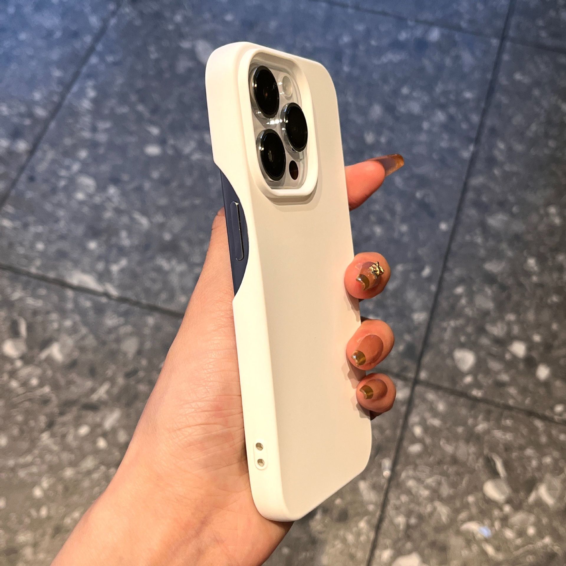 New Solid Color Ultra-Thin Half-Case Phone Cover