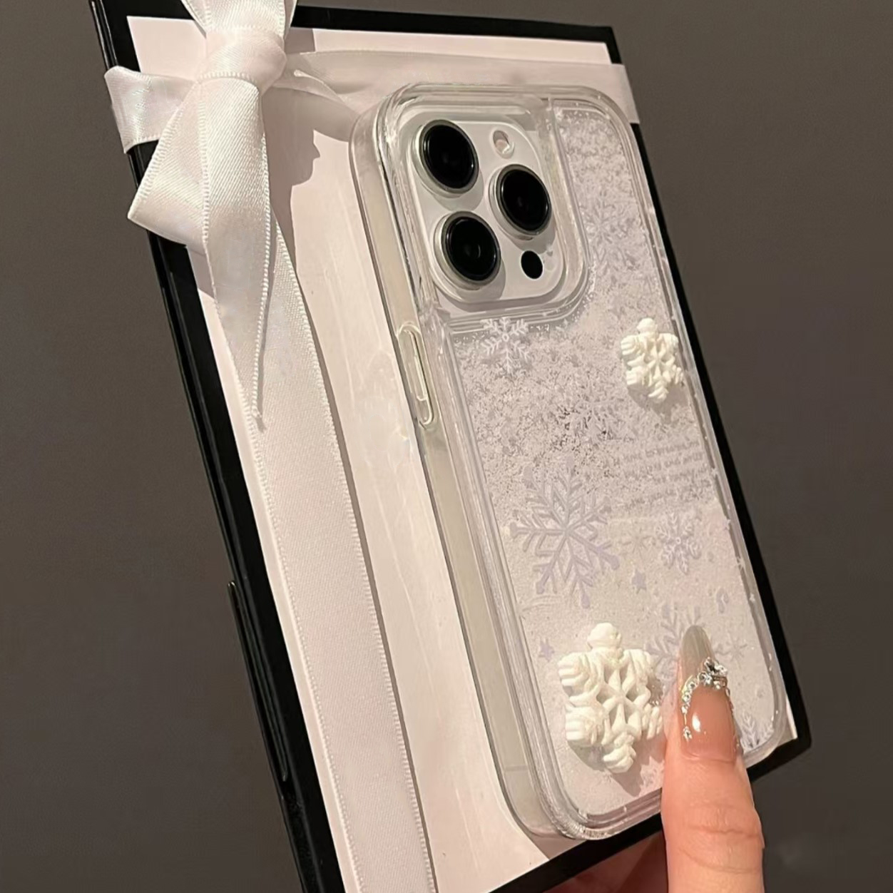 New 3D Snowflake Quicksand Phone Case