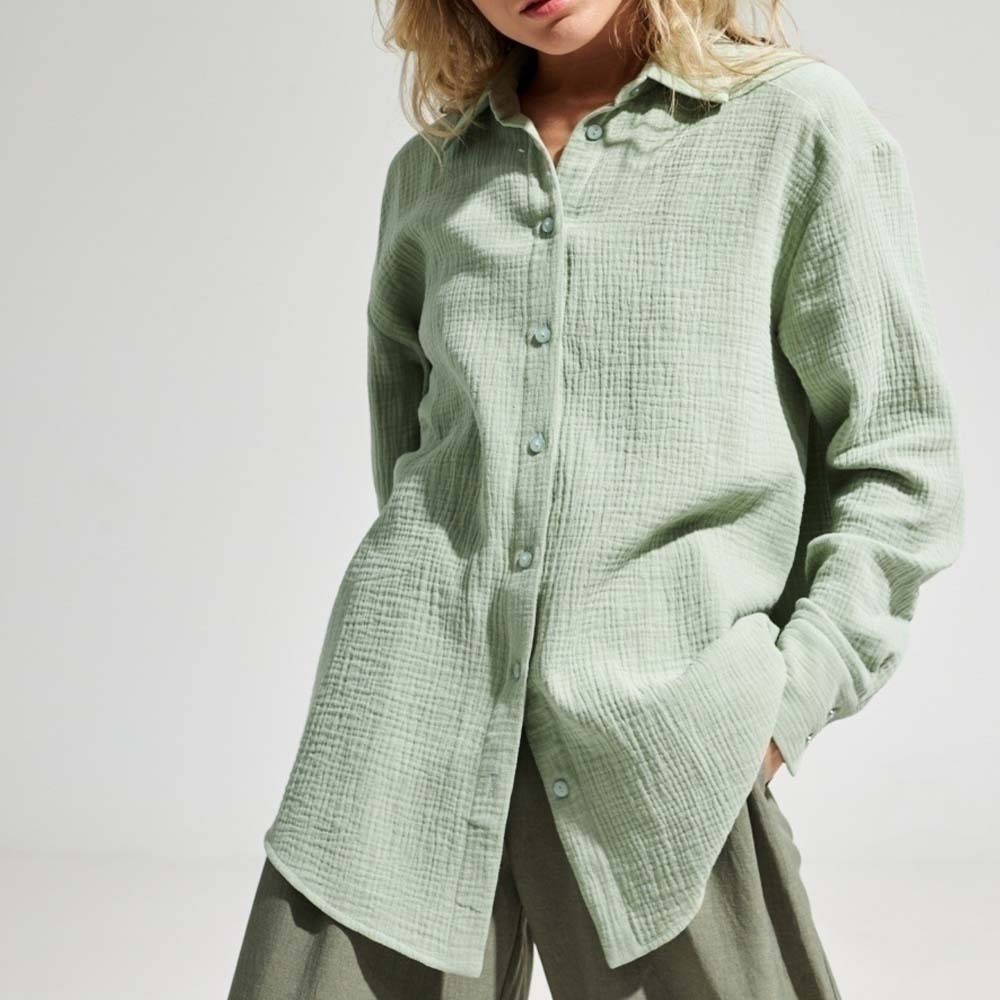 Camisa cómoda de manga larga de algodón para mujer