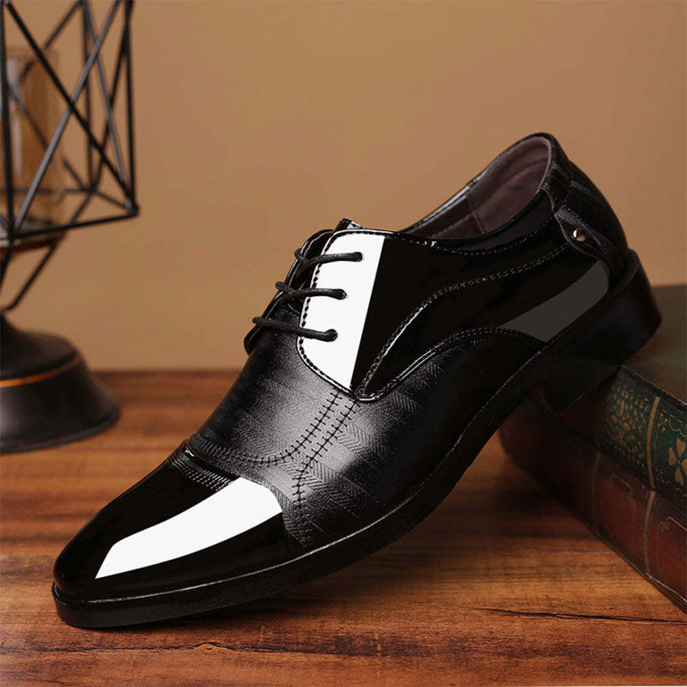 Nuove scarpe da uomo in pelle con punta a punta in stile business