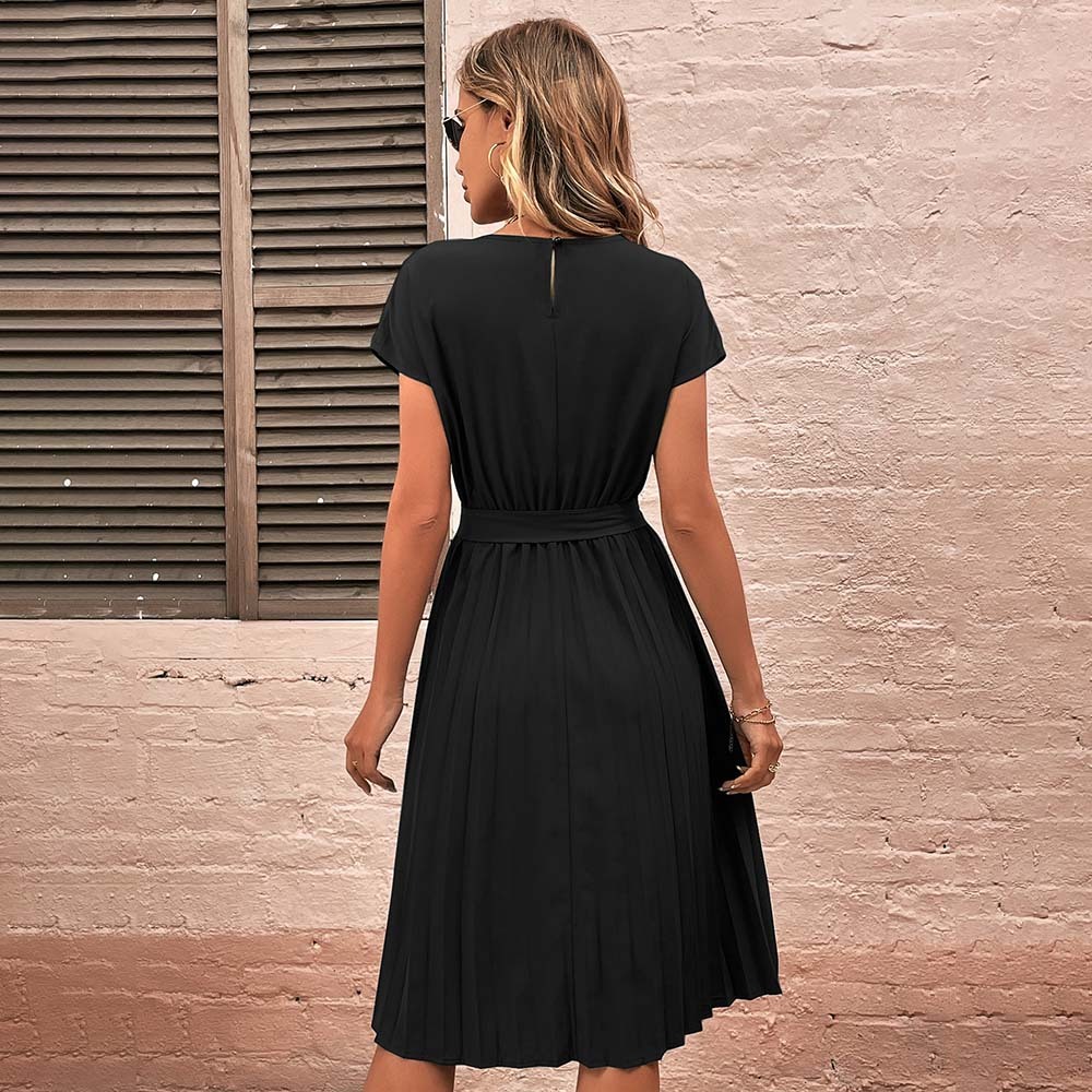 Women's Summer Solid Color Pleated Lace-Up Resort Dress