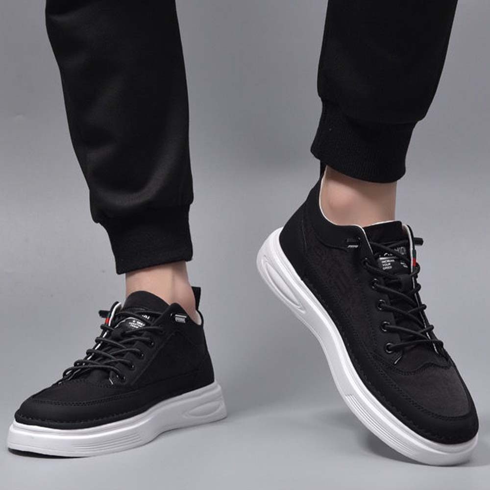 Zapatos casuales transpirables de moda de primavera para hombres