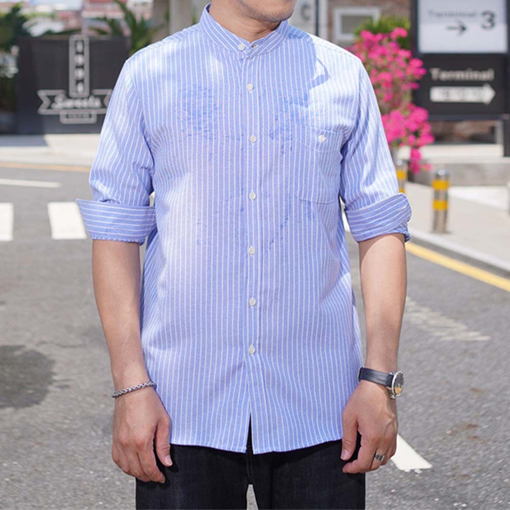 Camisa casual de manga larga a rayas con cuello levantado y talla grande para hombre