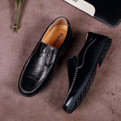 Zapatos casuales de cuero cómodos y sin cordones para hombre