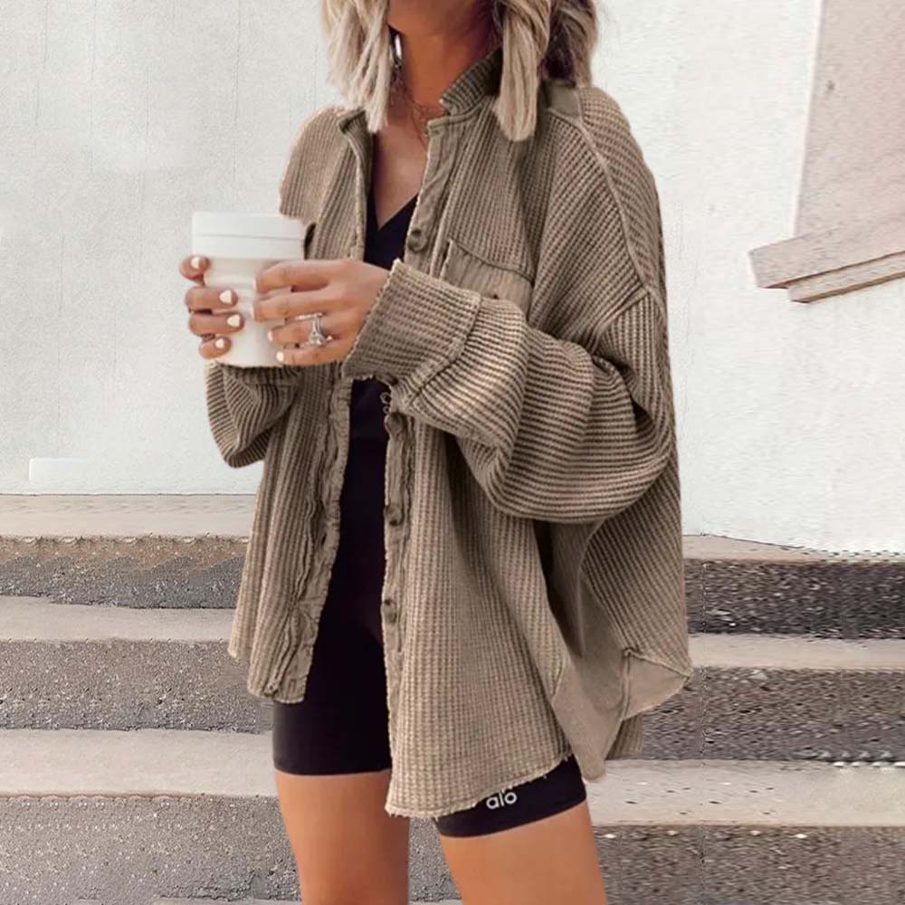 Olivoslindo Chaqueta de camisa irregular de costura de bolsillo de solapa casual de otoño para mujer