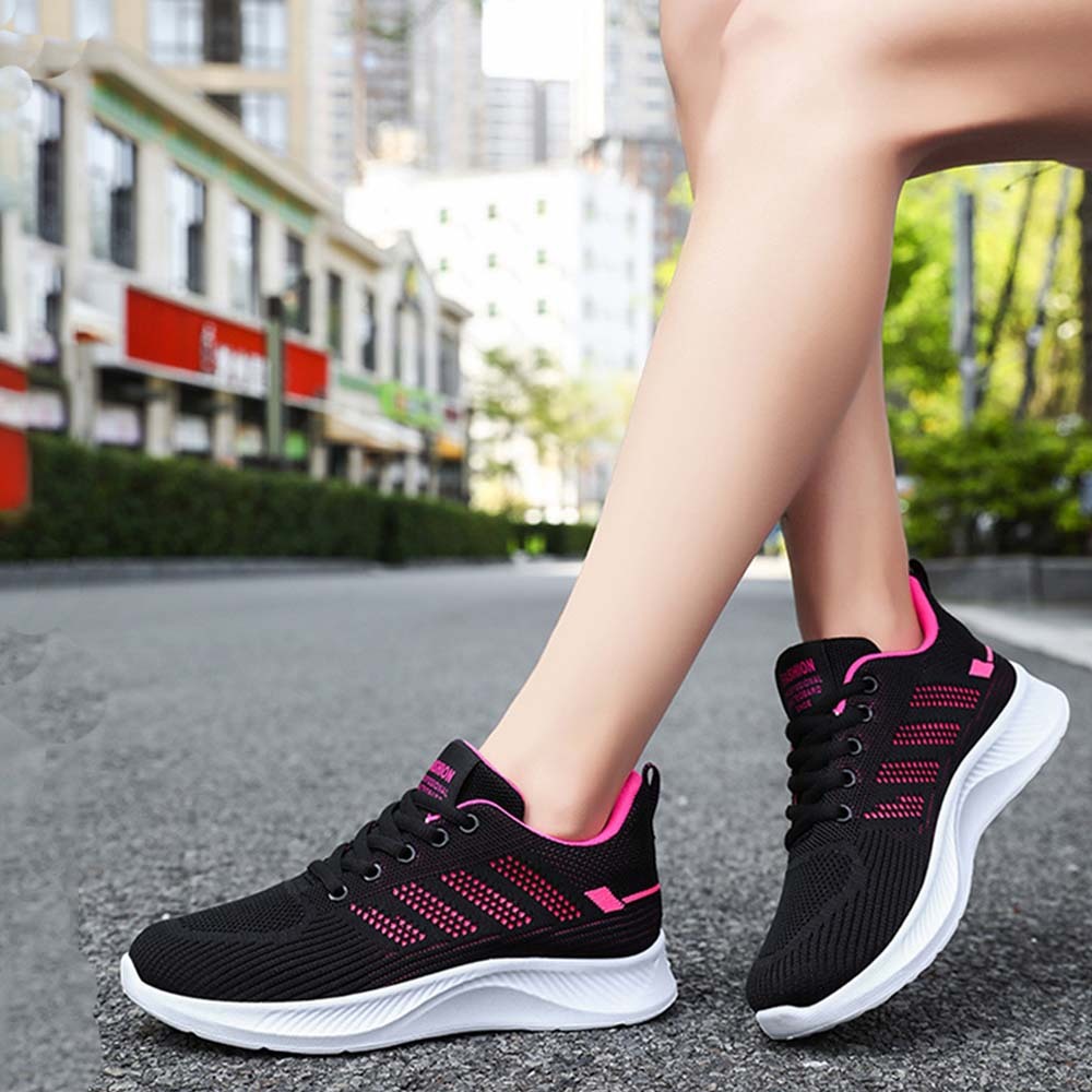 Women's Breathable Flyknit Mesh Casual Lace-up Sneakers