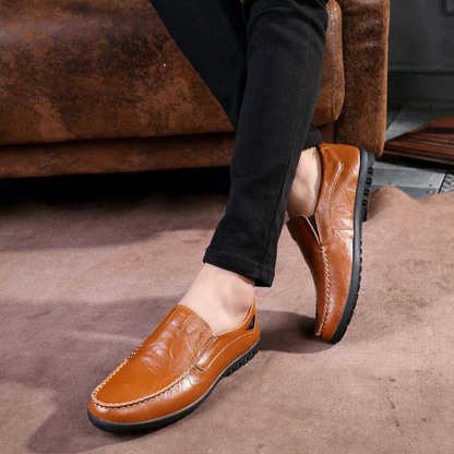 Zapatos casuales de cuero cómodos y sin cordones para hombre