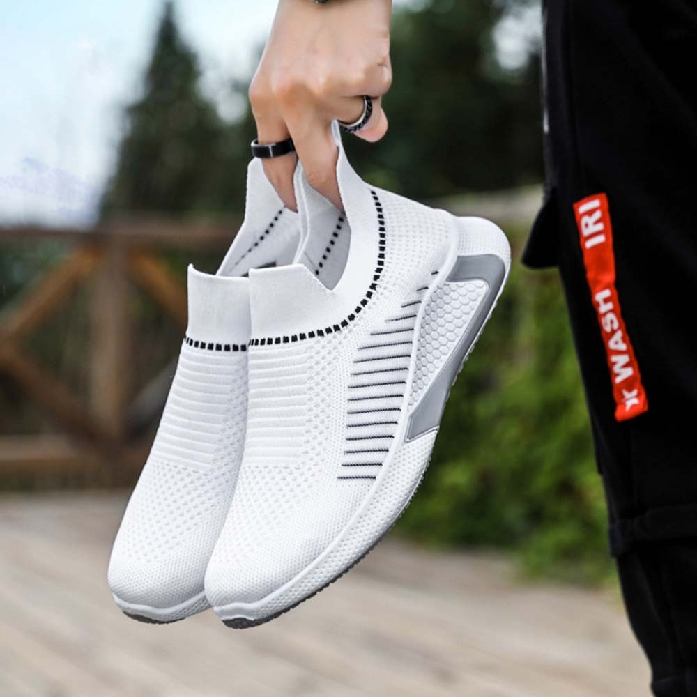 2024 New men's breathable and comfortable casual sports shoes