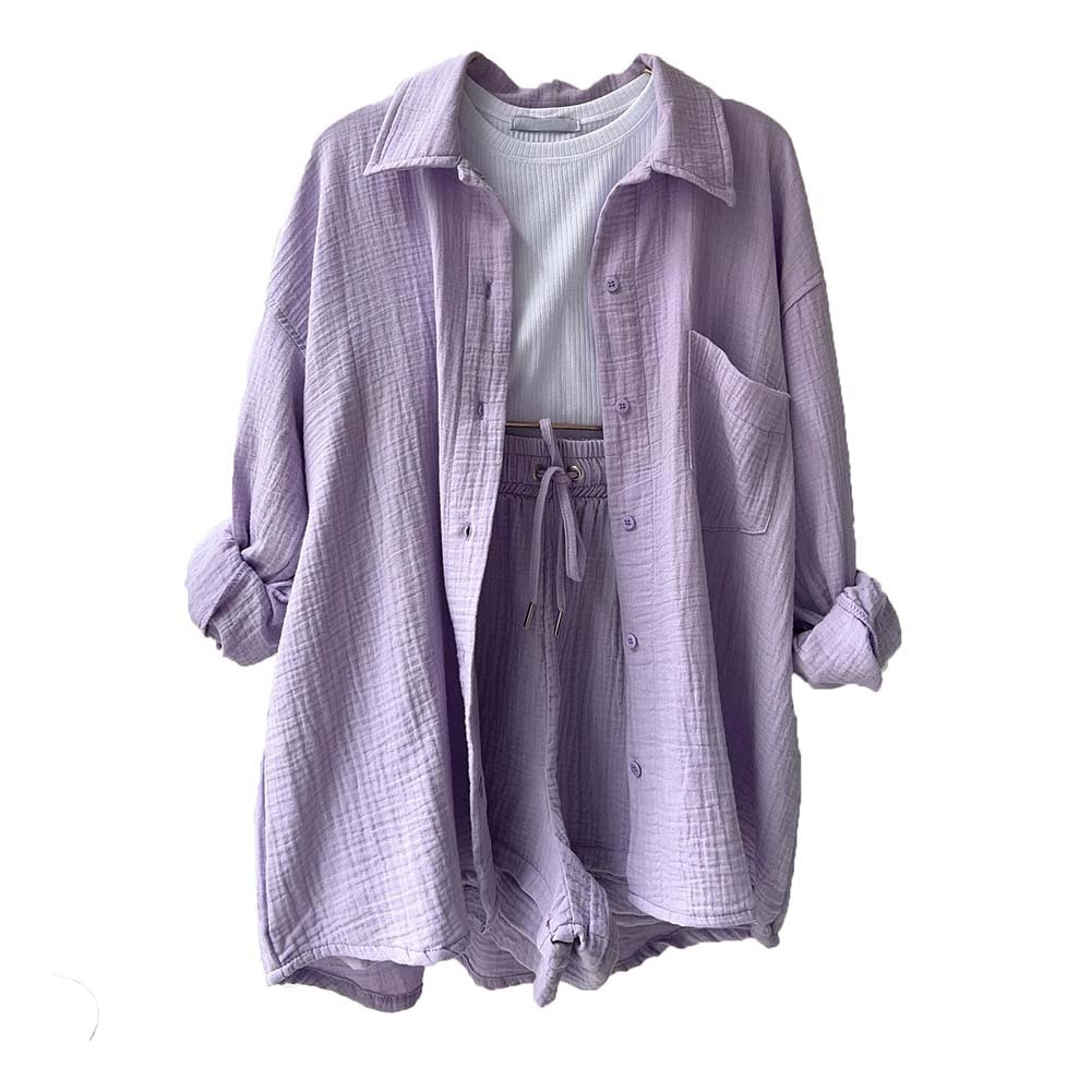 Traje de mujer (camisa de manga larga + pantalón corto)