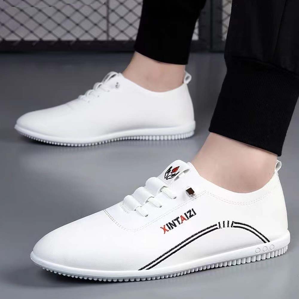 Zapatos casuales de cuero con suela blanda y estilo para hombre