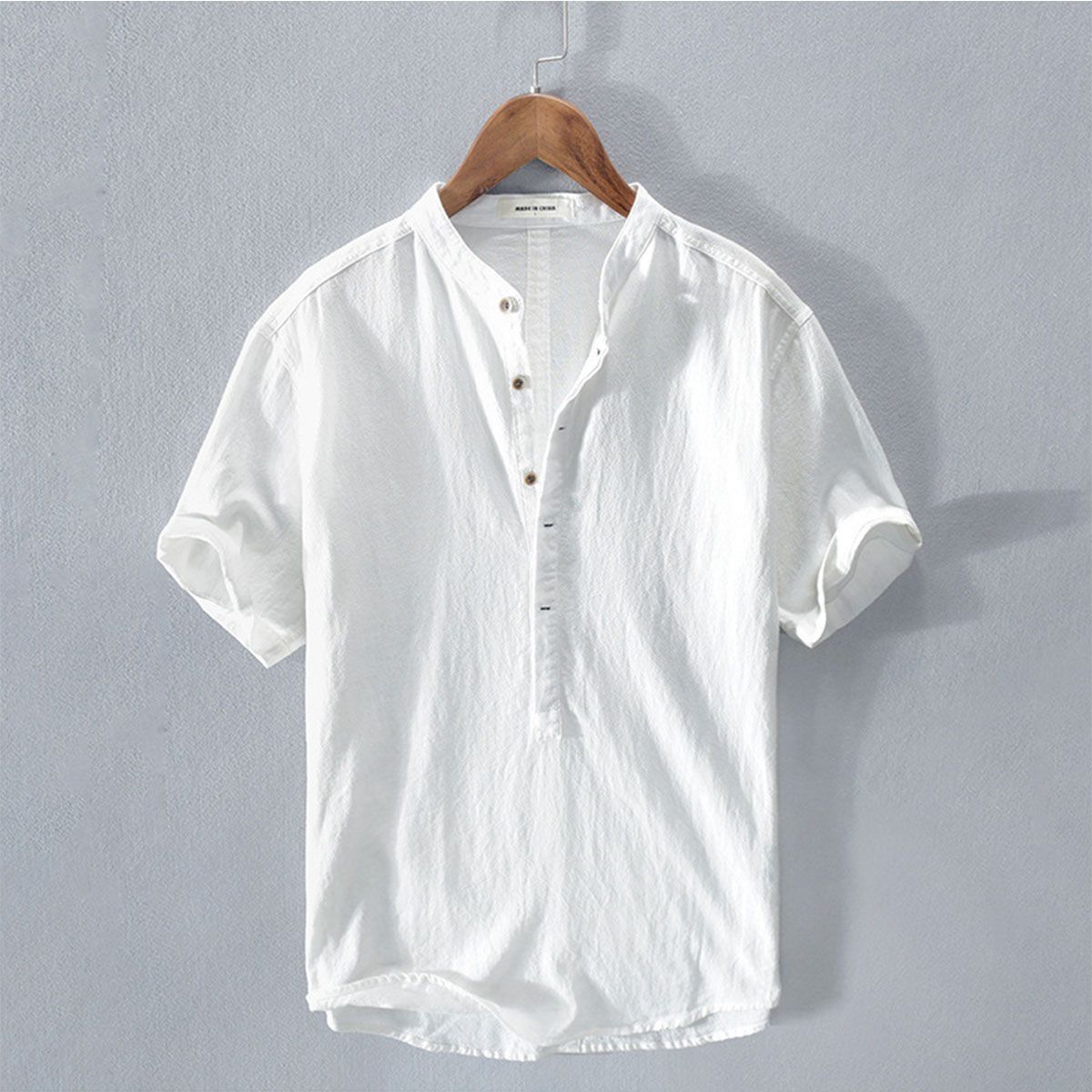 Men's short-sleeved cotton and linen shirt